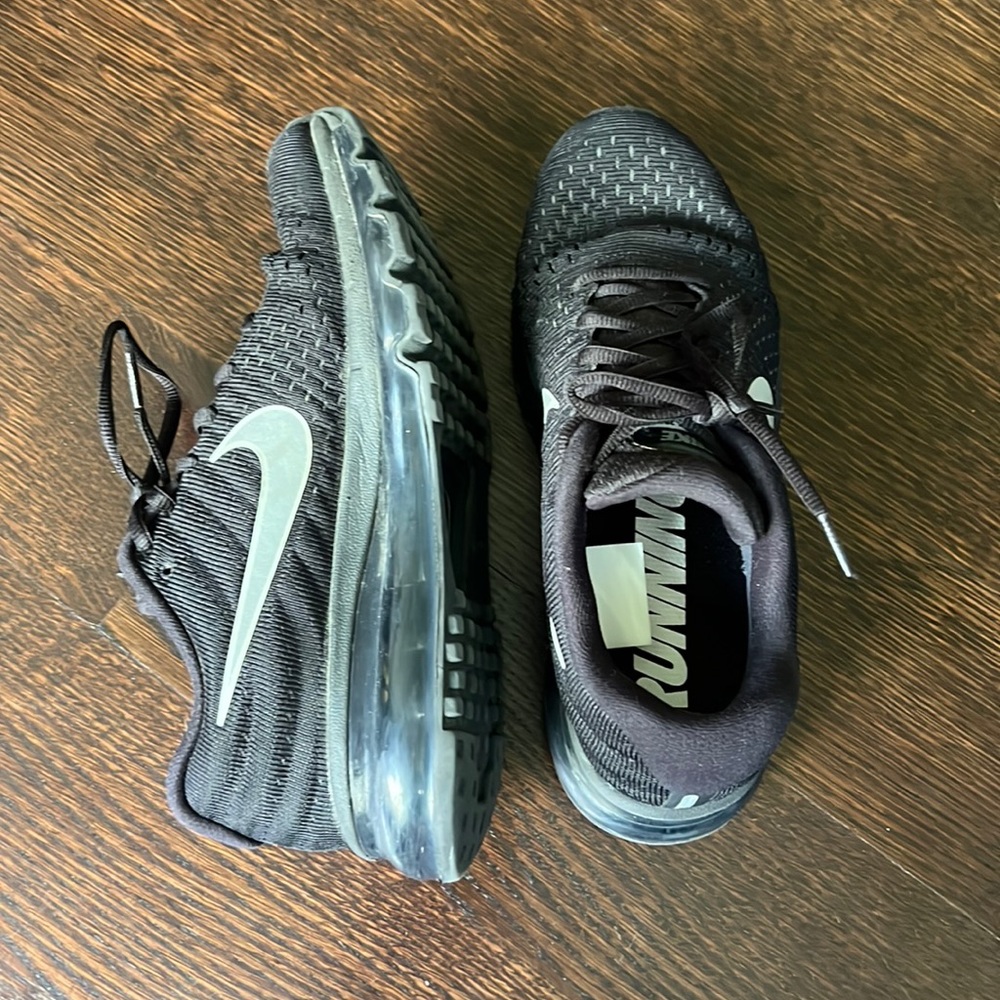 Nike air max running shoes